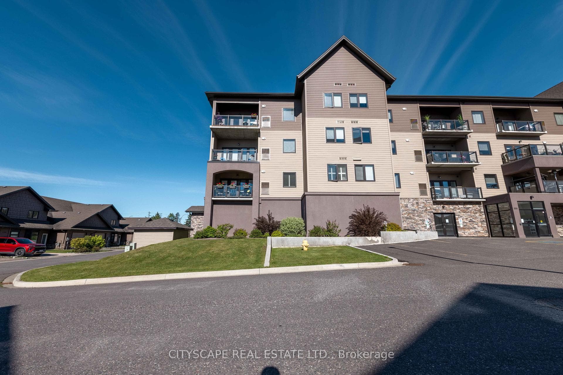 200 Oasis Lane Unit 112 photo 29