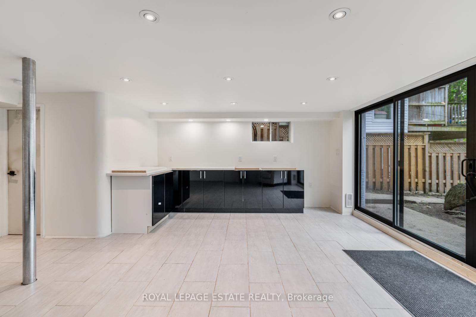 110 Spruce Hill Road photo 30