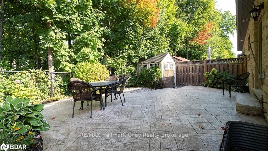 1012 COOK Drive photo 12