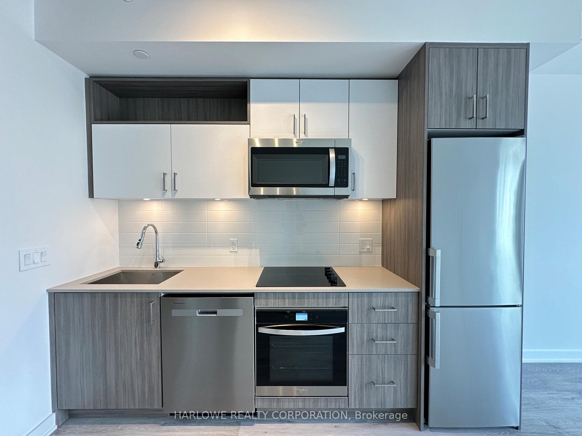 135 Lower Sherbourne Street Unit 1563 W photo 1