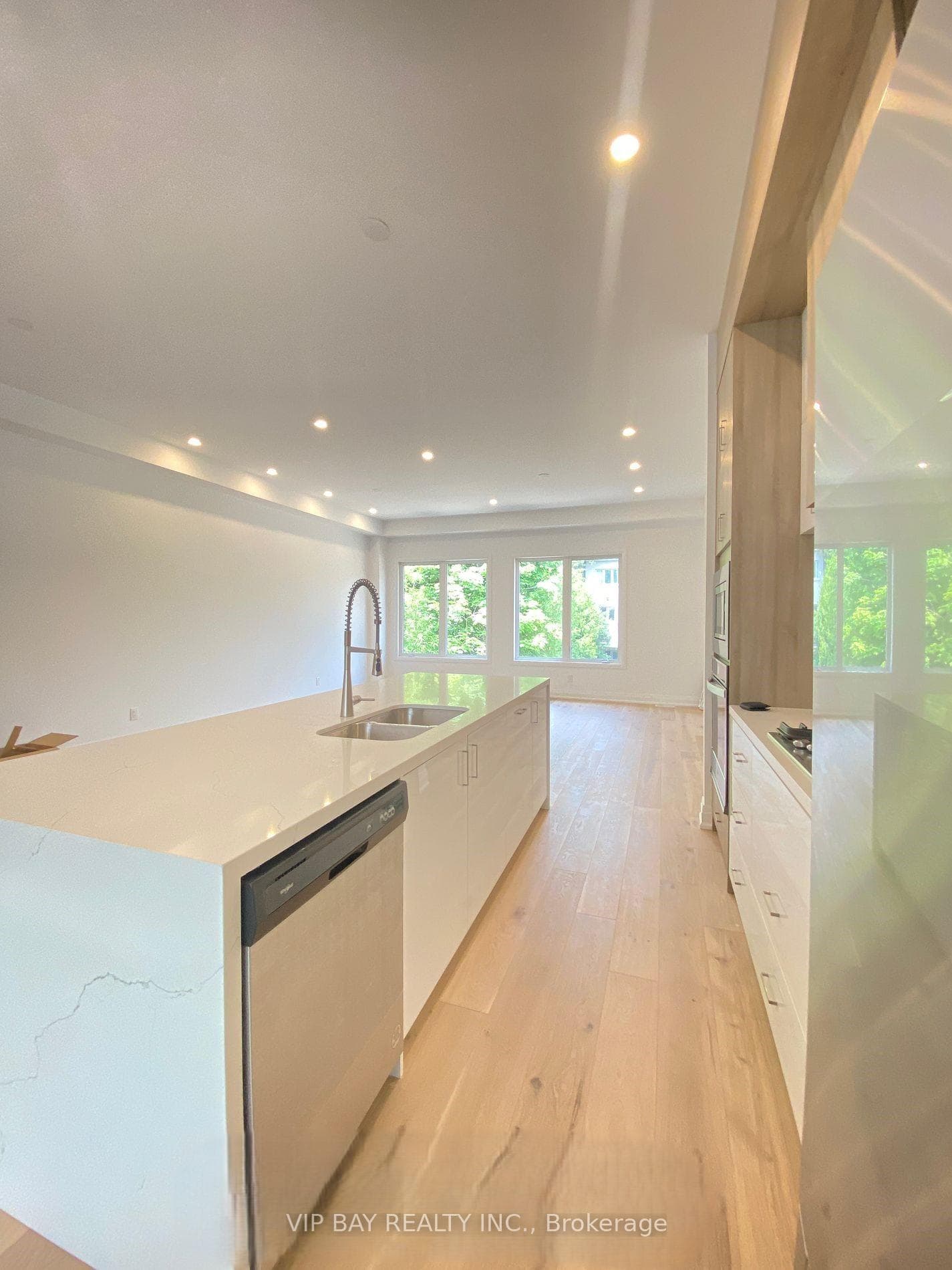 12 Direzze Court photo 5