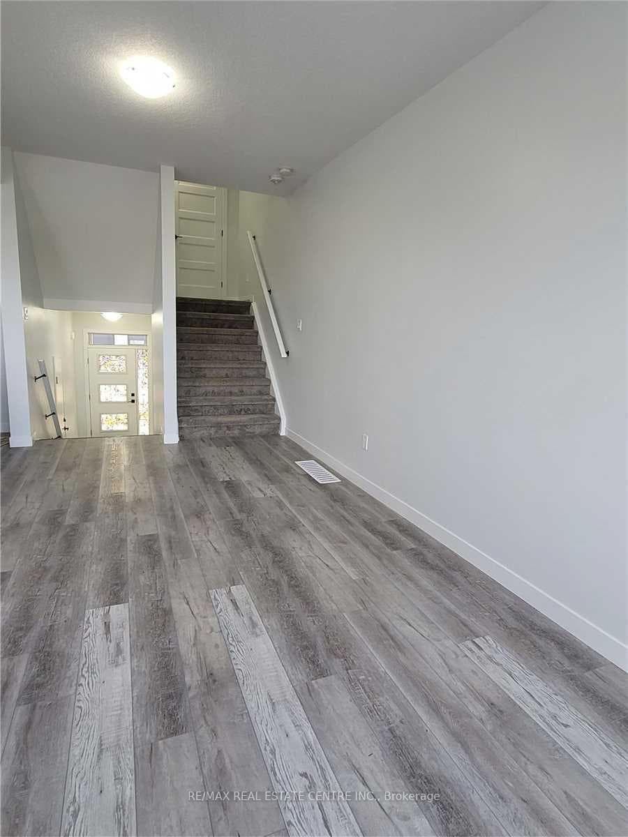 3380 Singleton Avenue Unit 44 photo 10