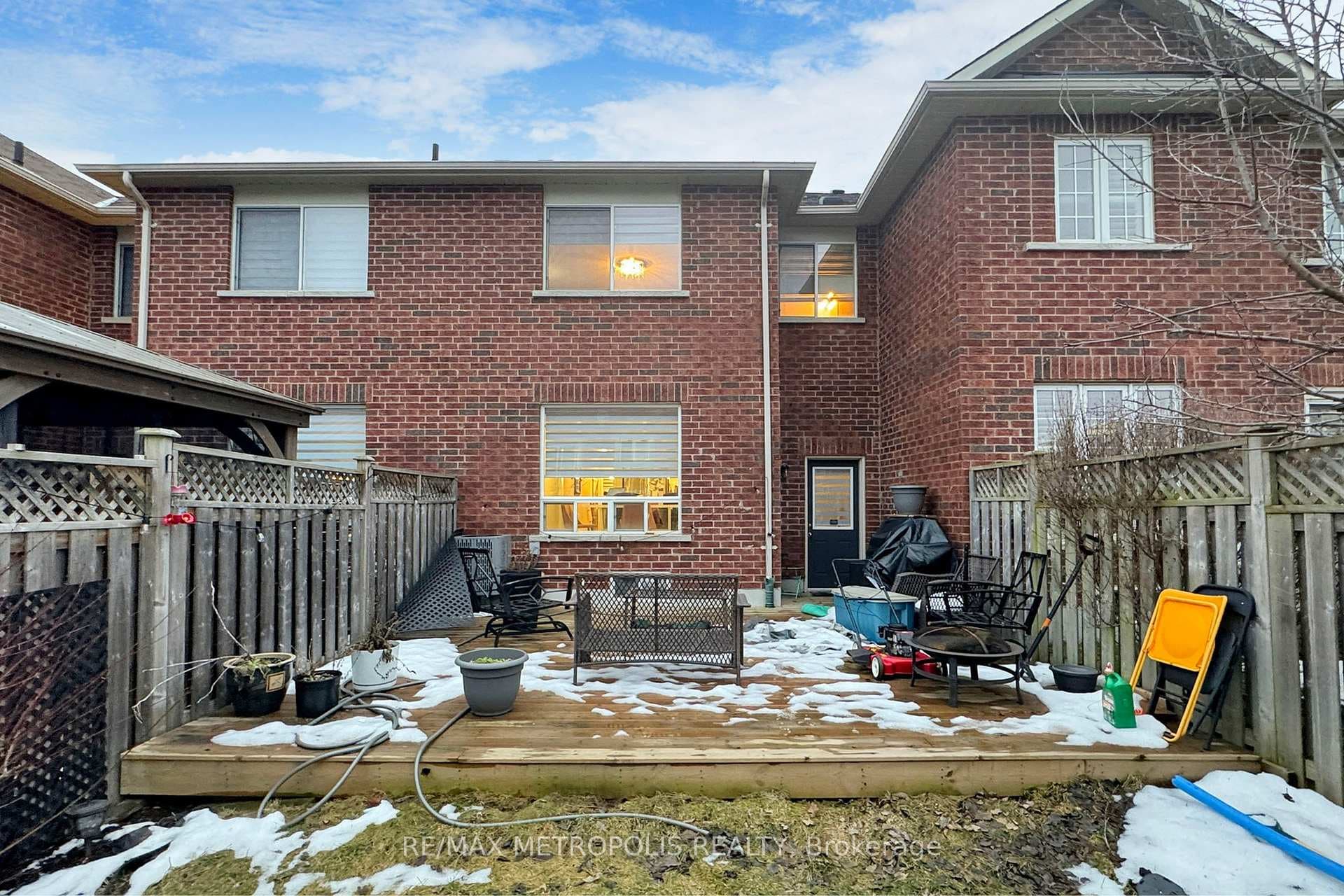 598 Reeves Way Boulevard photo 35