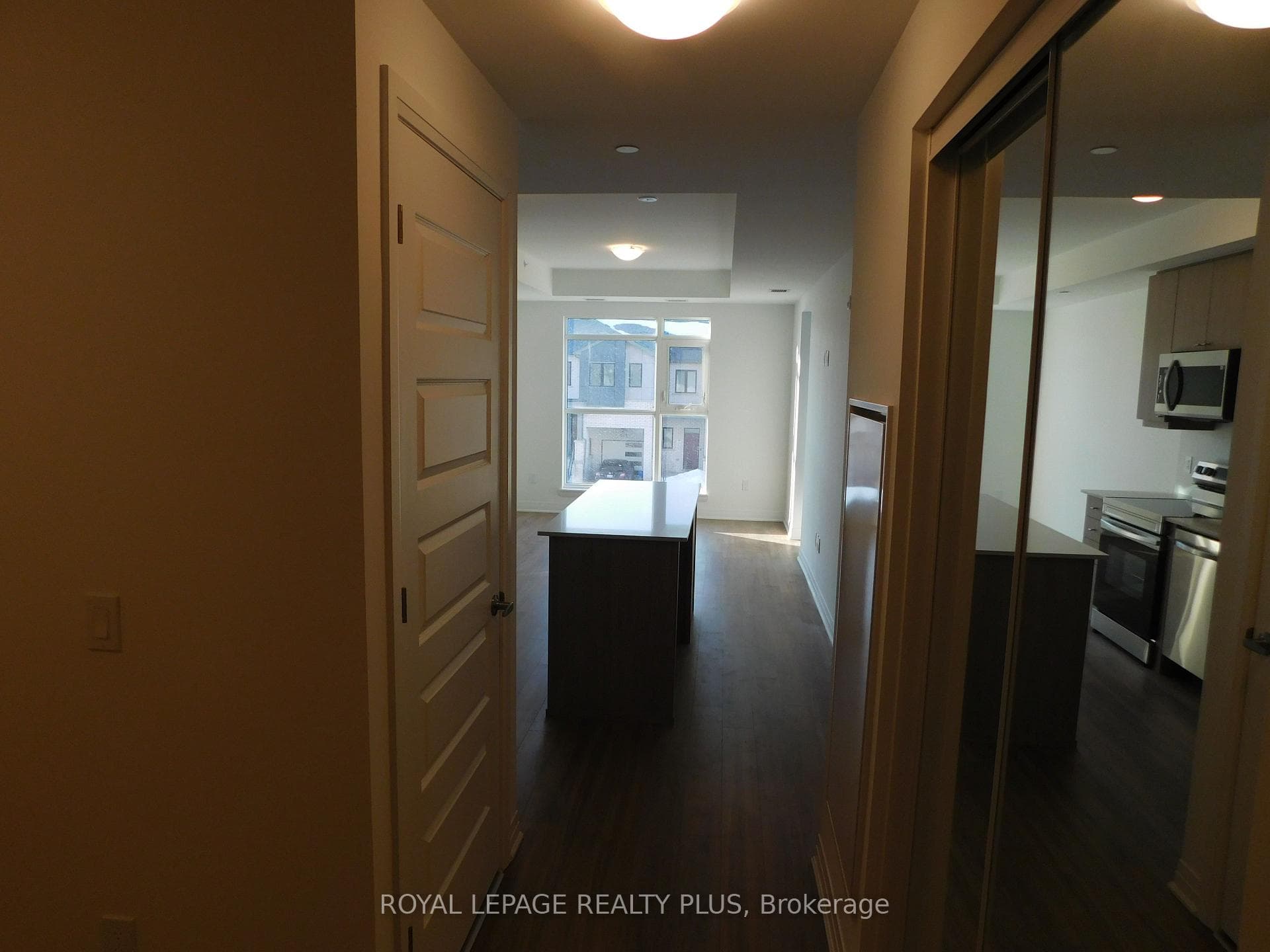 490 Gordon Krantz Avenue Unit 203 photo 14