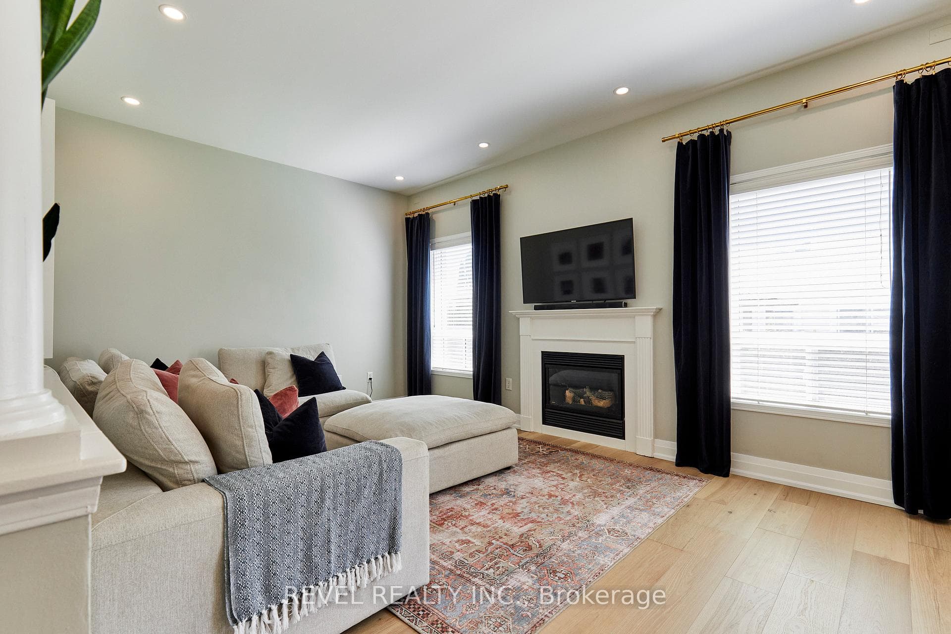 21 Parish Avenue photo 8