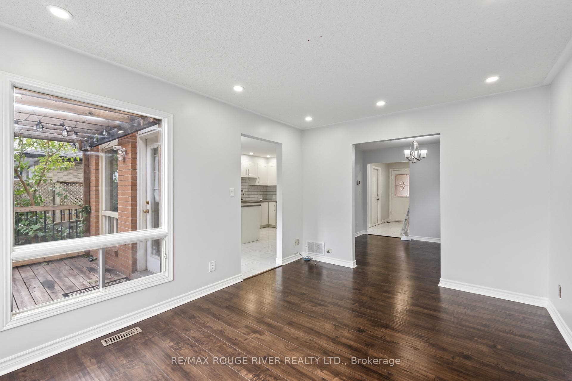 95 B Concession Street Unit Upper photo 9