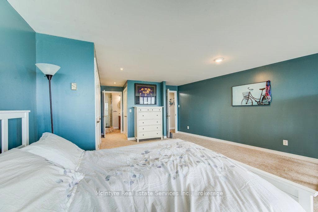 24 Marilyn Drive Unit 704 photo 31