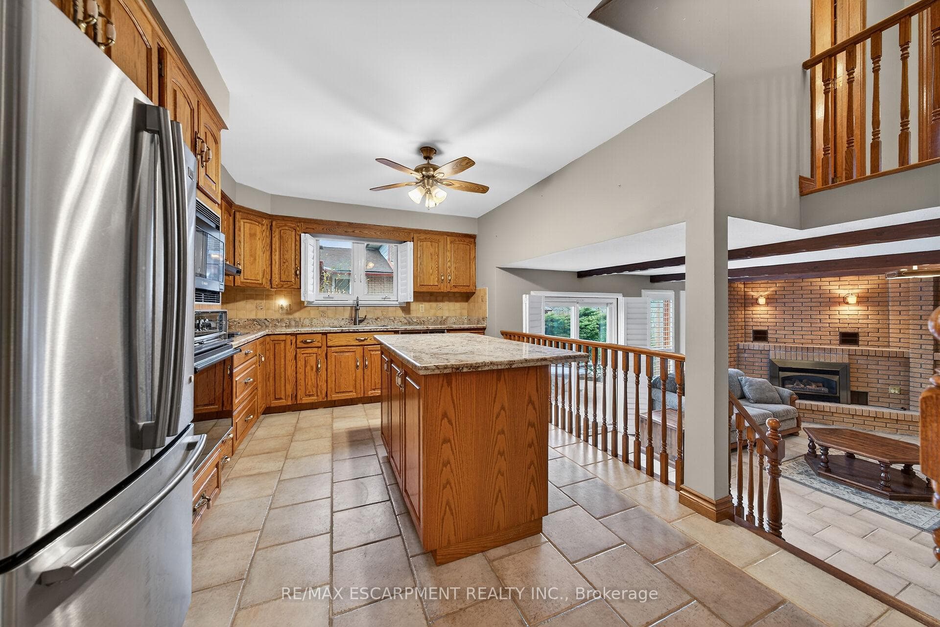 369 Federal Street photo 11