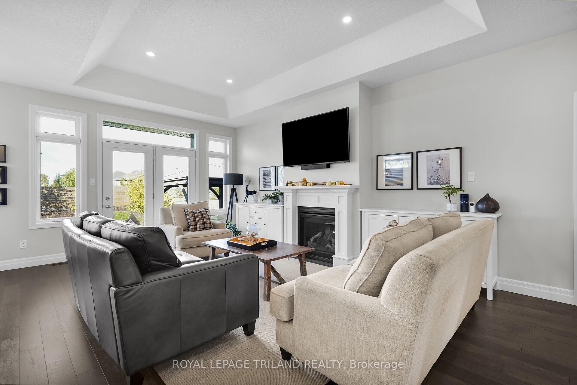 Main Floor: Living Room