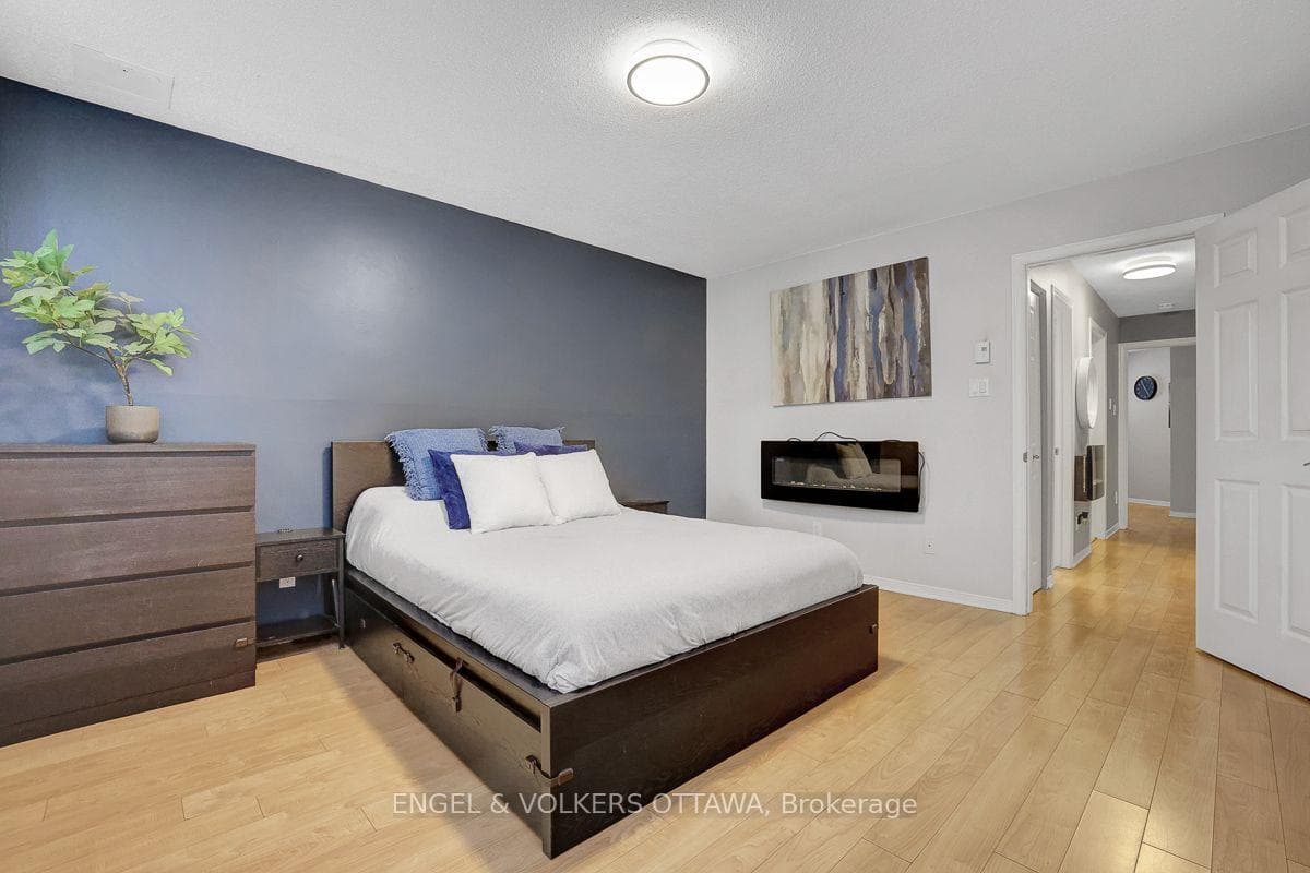 382 Briston Private photo 24