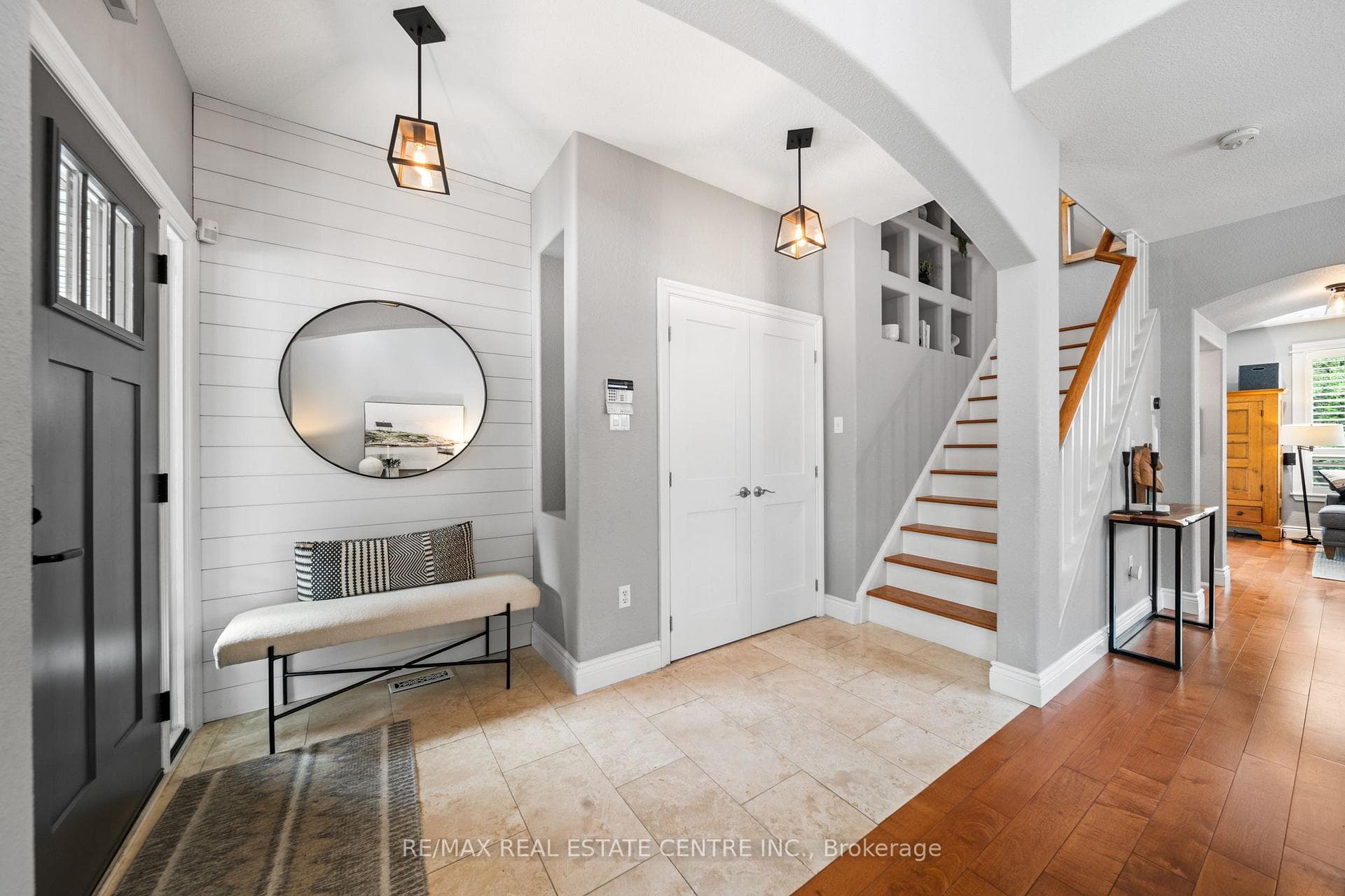 2051 Oak Grove Place photo 20