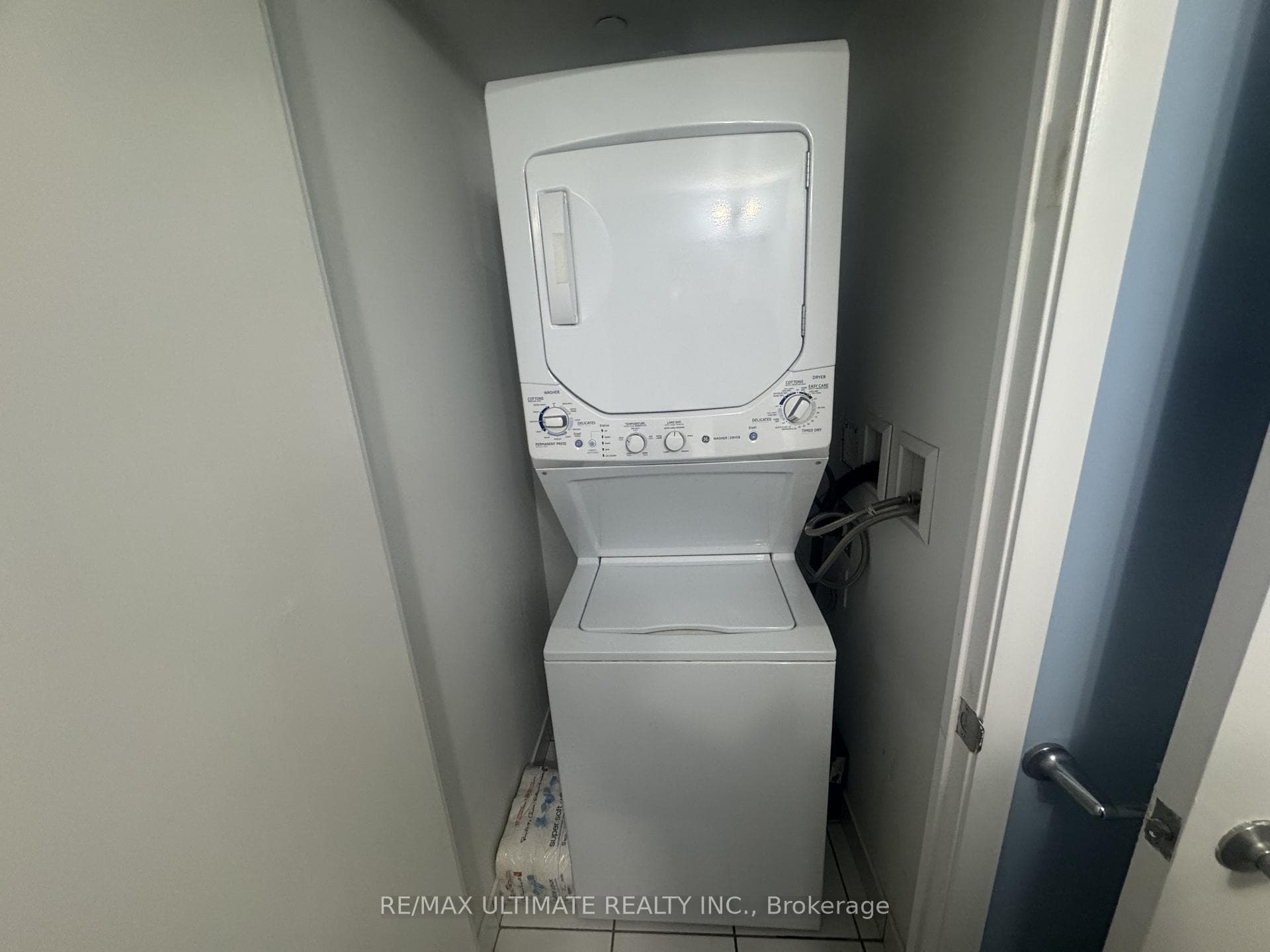 800 Lawrence Avenue Unit 516 photo 13
