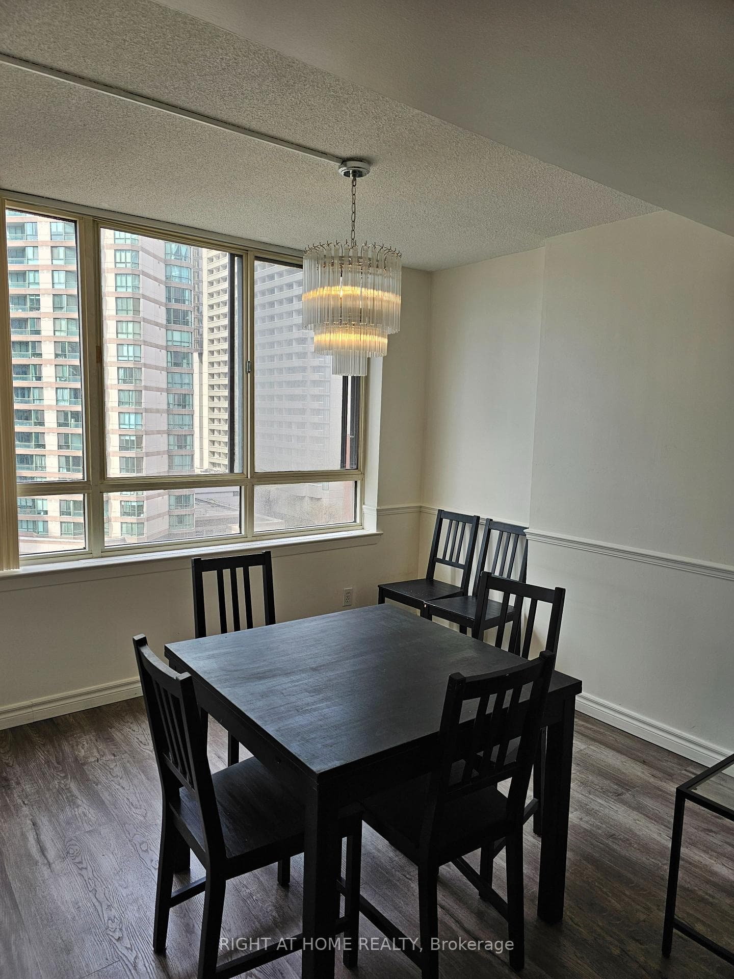 633 Bay Street Unit 1023 photo 9