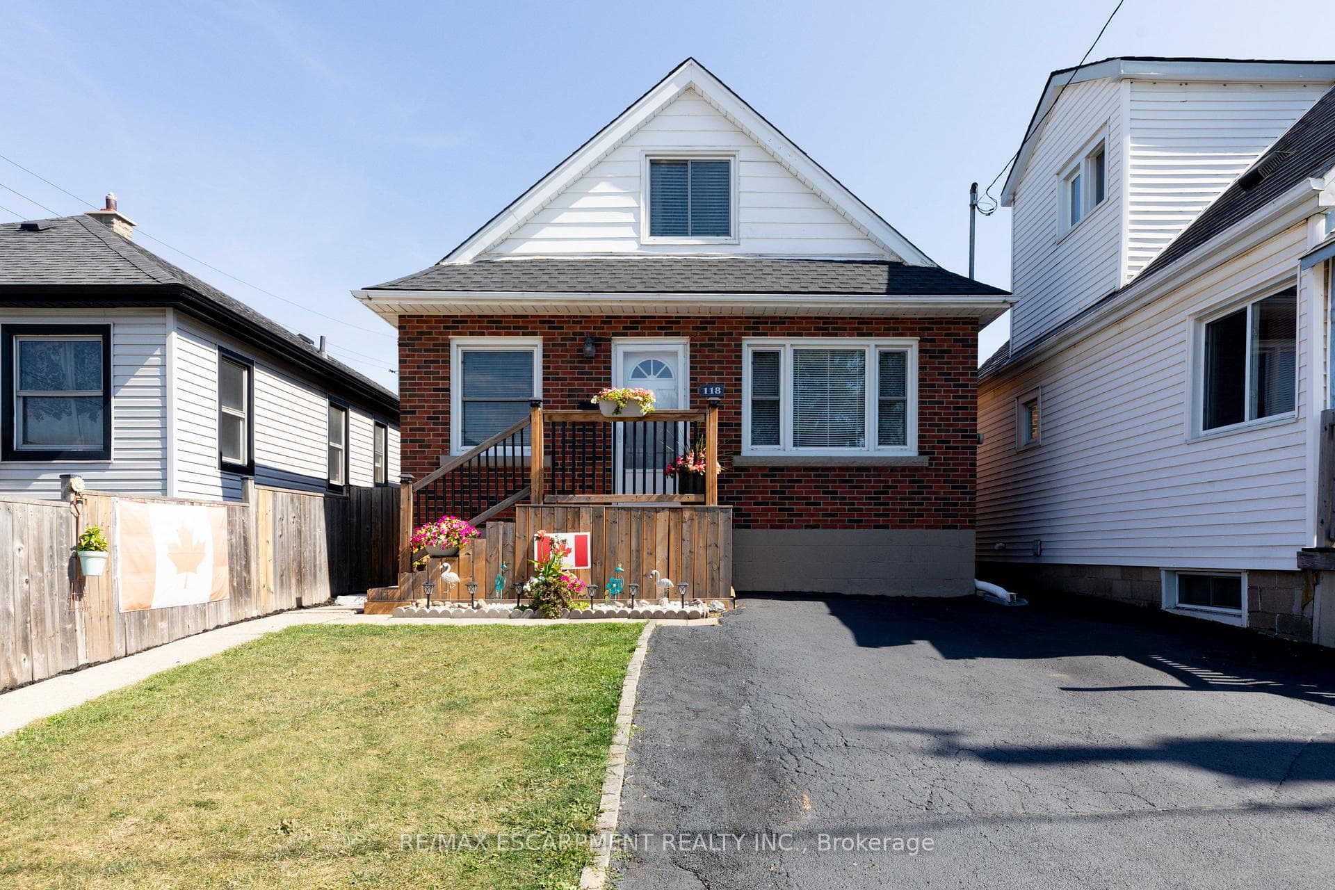 118 JULIAN Avenue photo 1