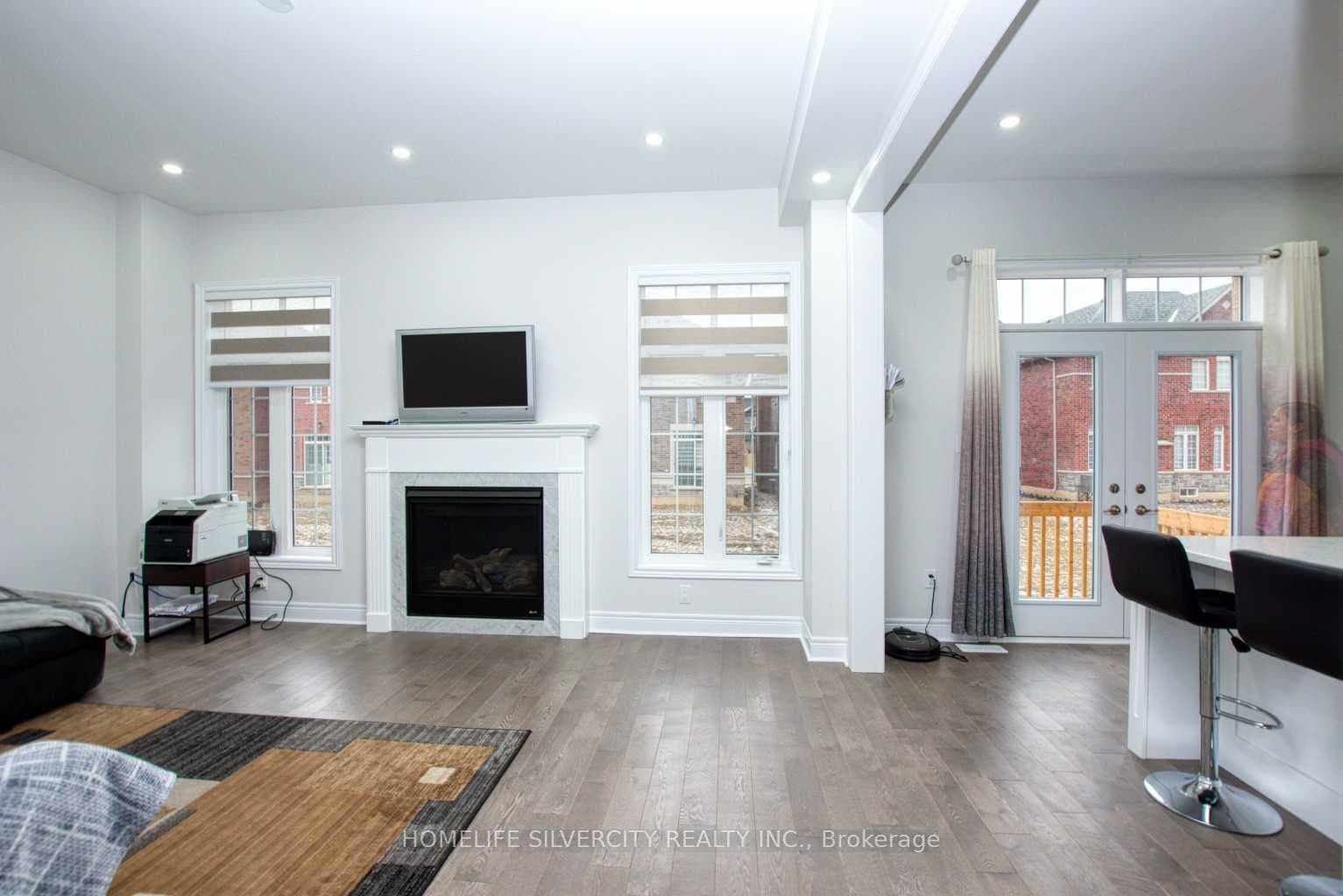 15320 Danby Road photo 23