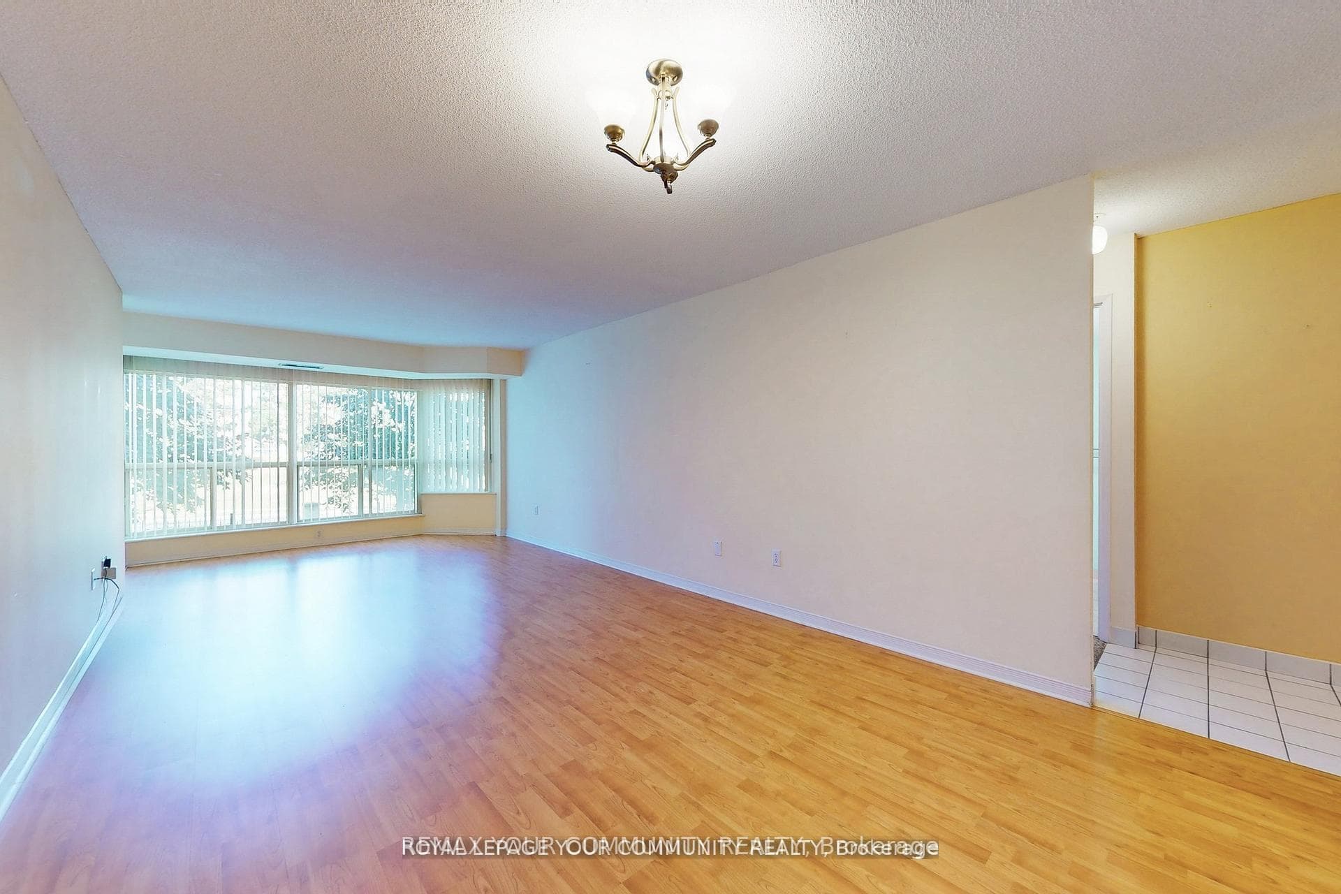 309 Major Mackenzie Drive Unit 205 photo 10