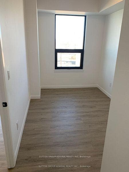 7 Erie Avenue Unit 305 photo 14