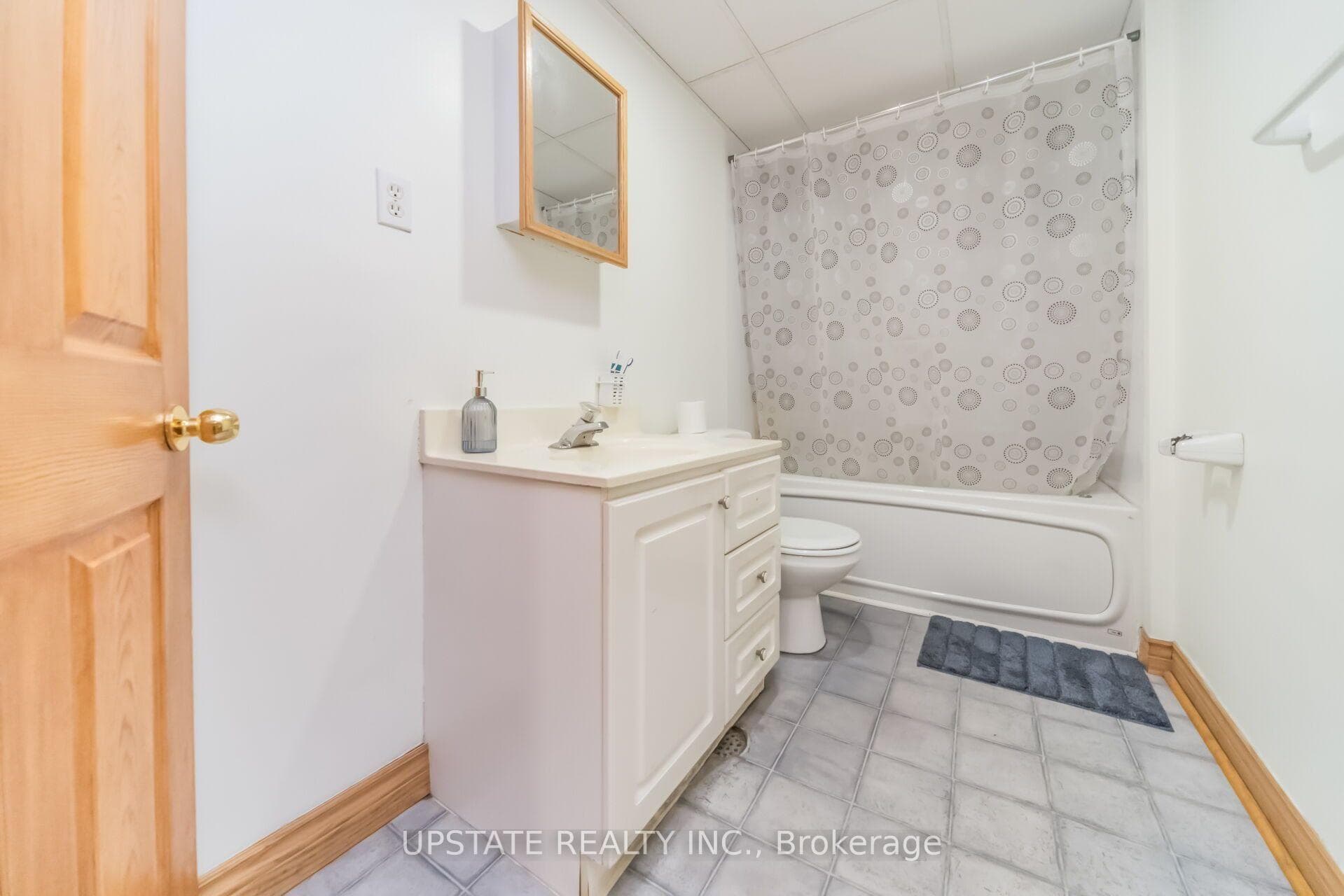 145 Valonia Drive photo 33