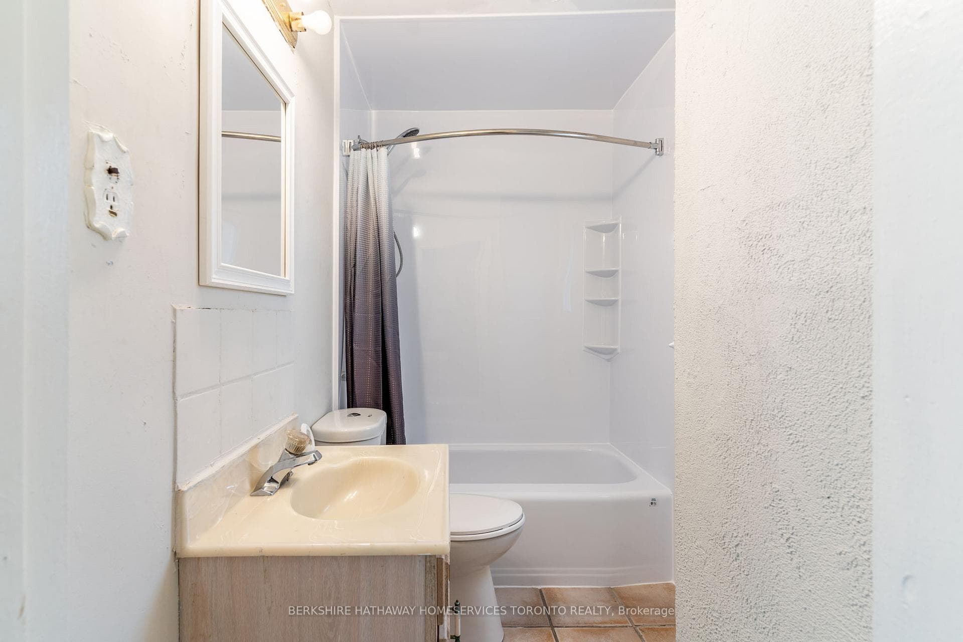 131 East 18th Street photo 8