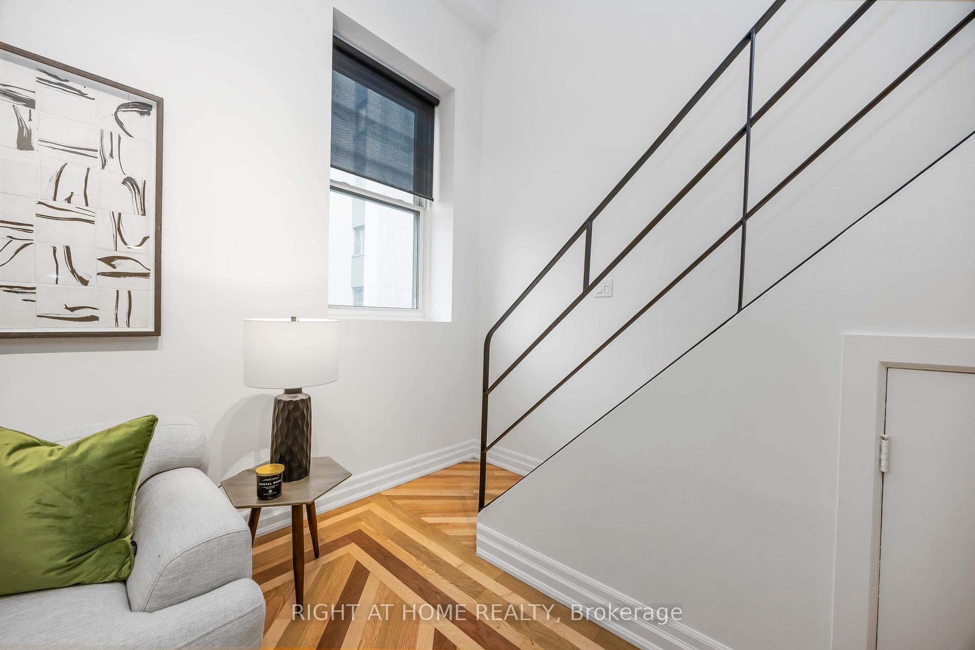 110 Hepbourne Street Unit 202 photo 12