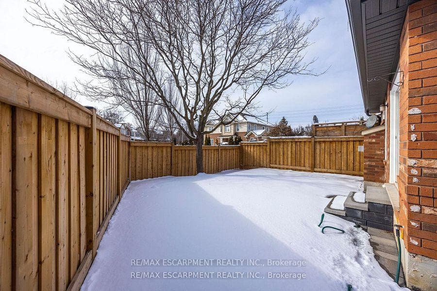 2440 Wooden Hill Circle photo 46