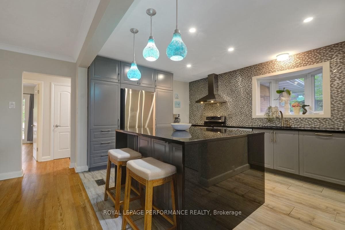 1207 Woodside Drive photo 14