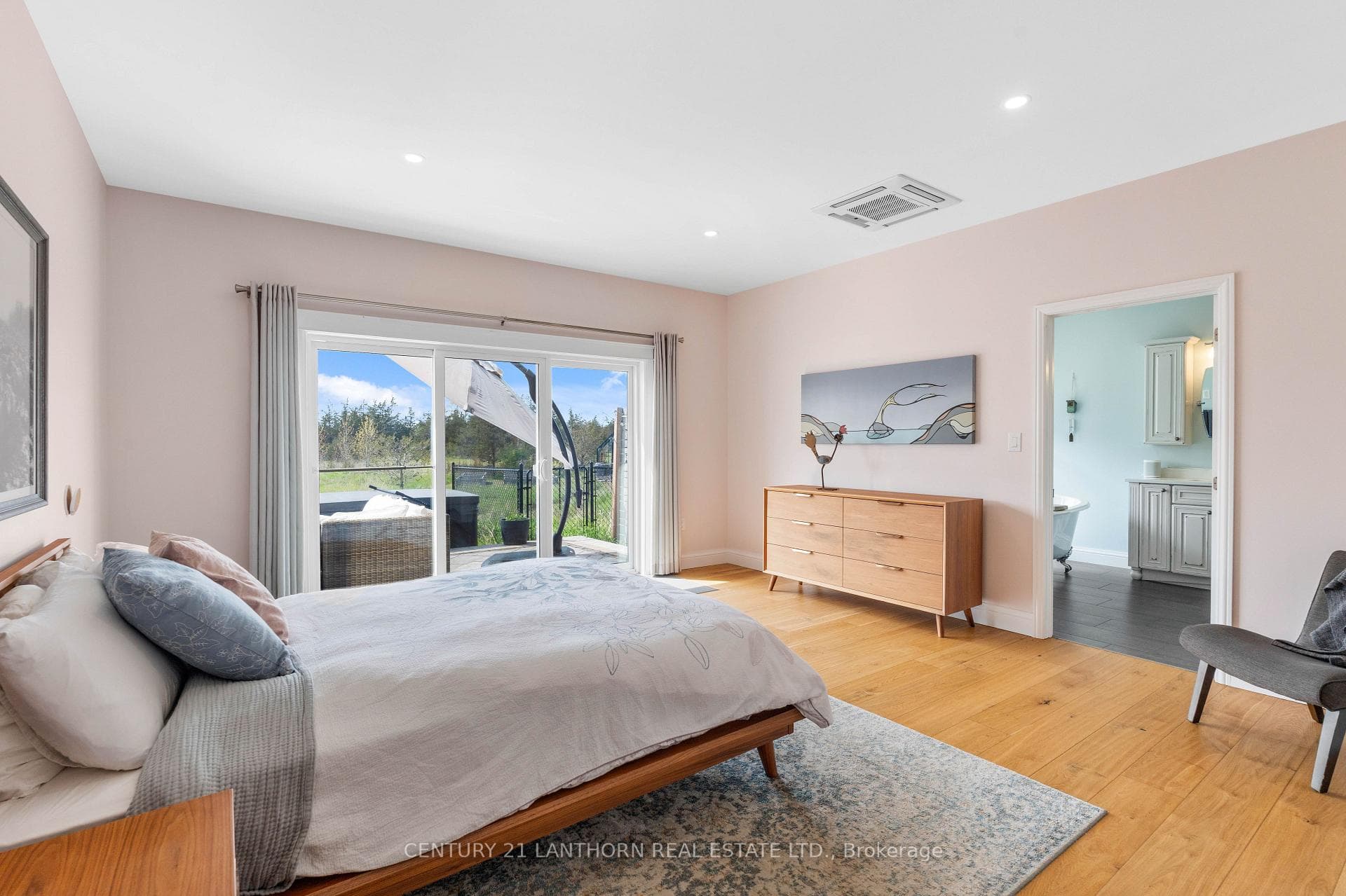 Primary bedroom with ensuite and dressing room