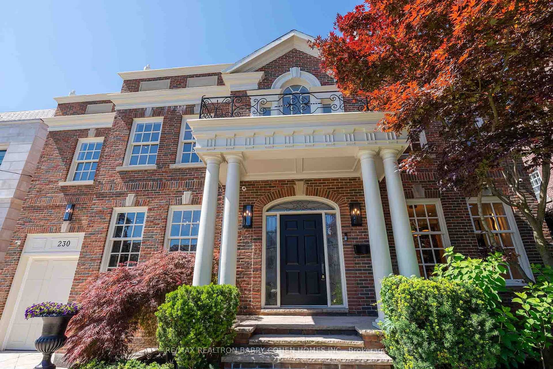 230 Dunvegan Road photo 3