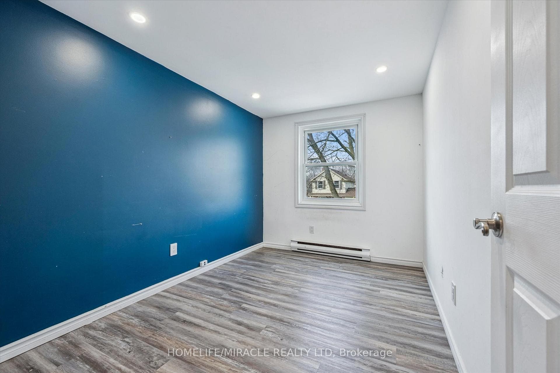 418 Woods Lane photo 24