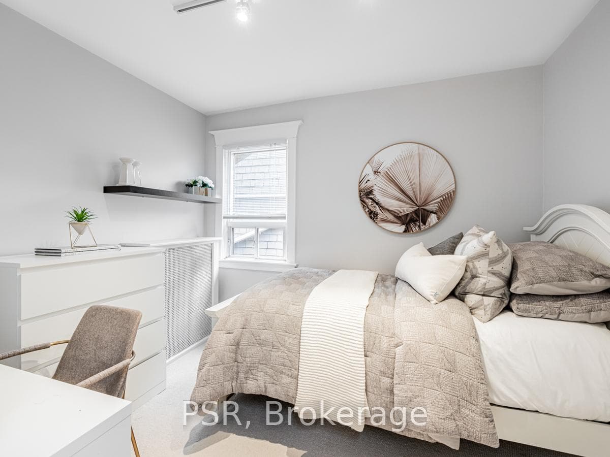 478 Merton Street photo 17