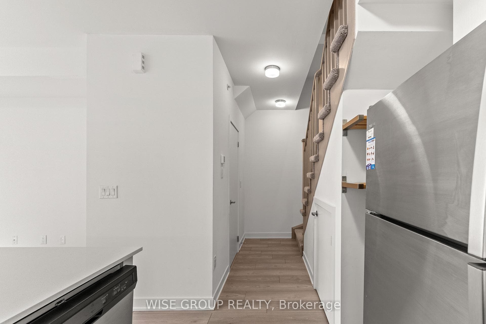 3476 Widdicombe Way Unit 15 photo 19