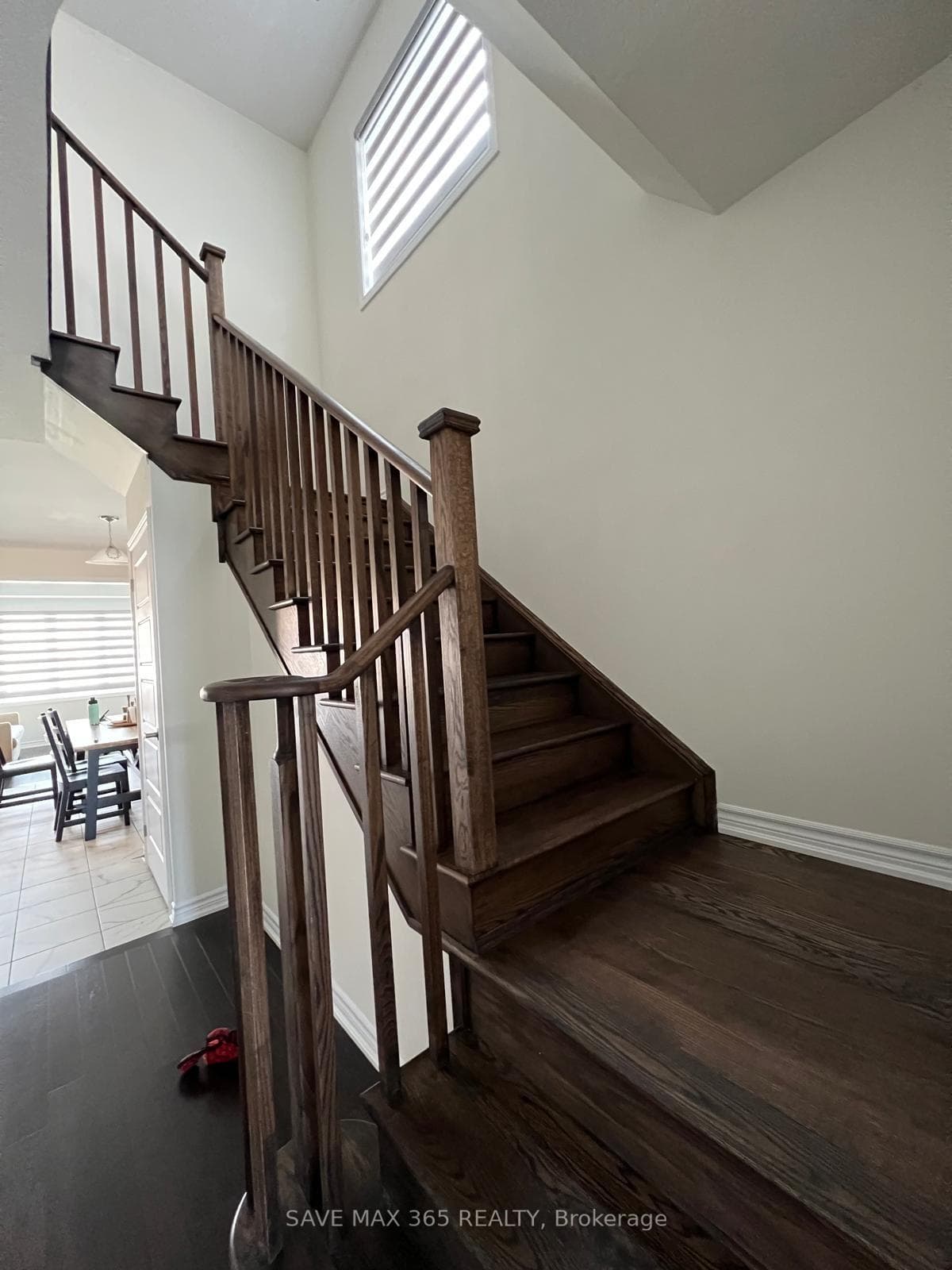 275 Gillespie Drive photo 16