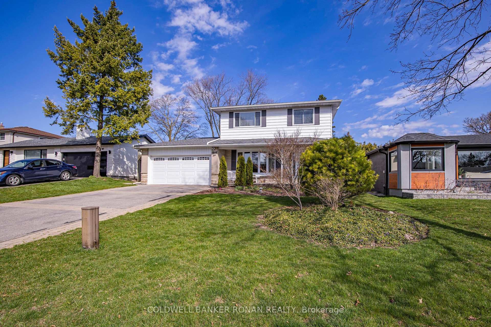 36 Donalbain Crescent photo 2