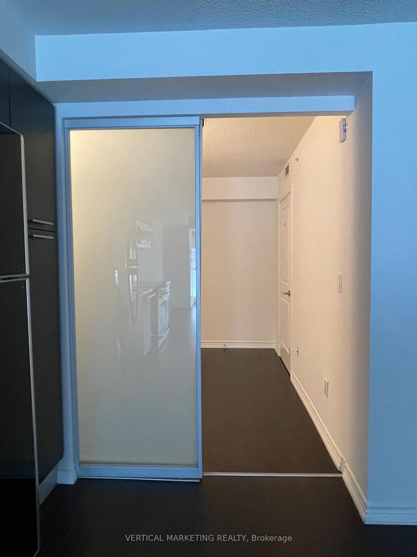 386 Yonge Street Unit 1508 photo 8