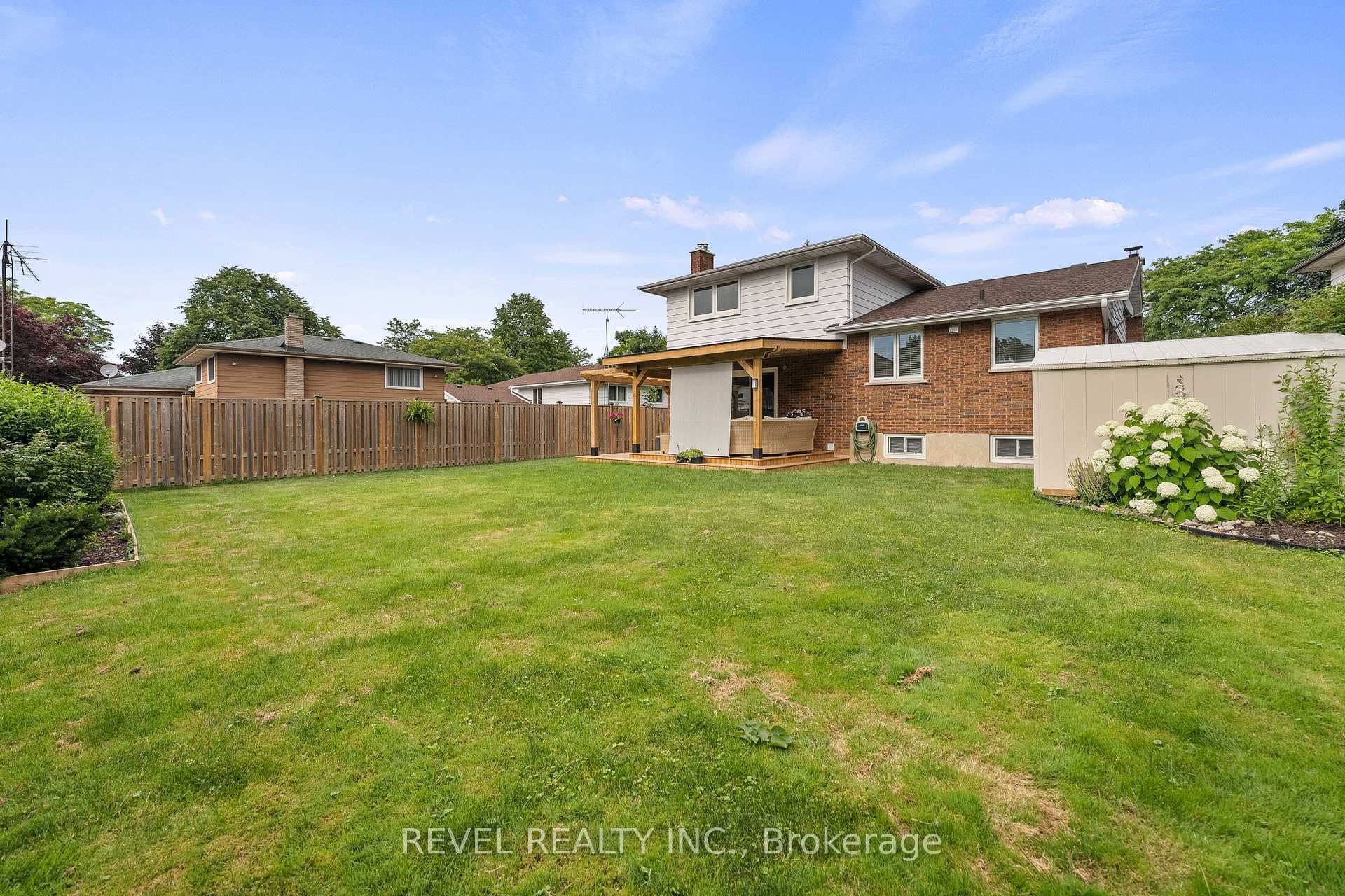 6 Brimley Crescent photo 35