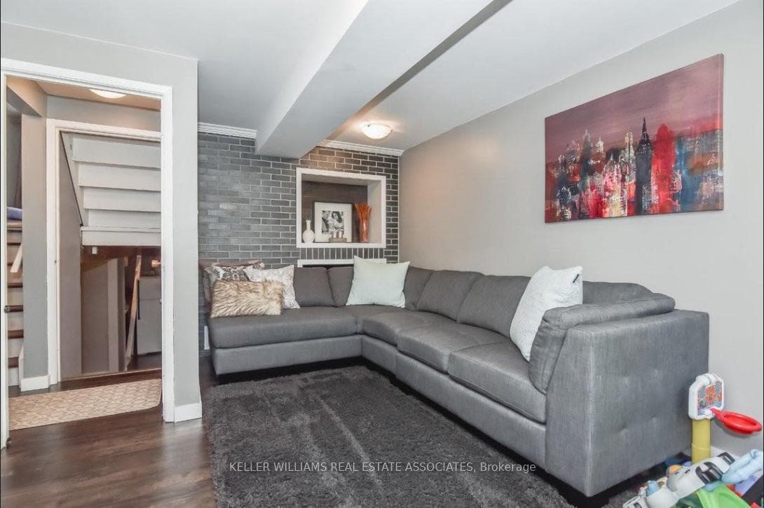 166 Country Club Drive photo 19