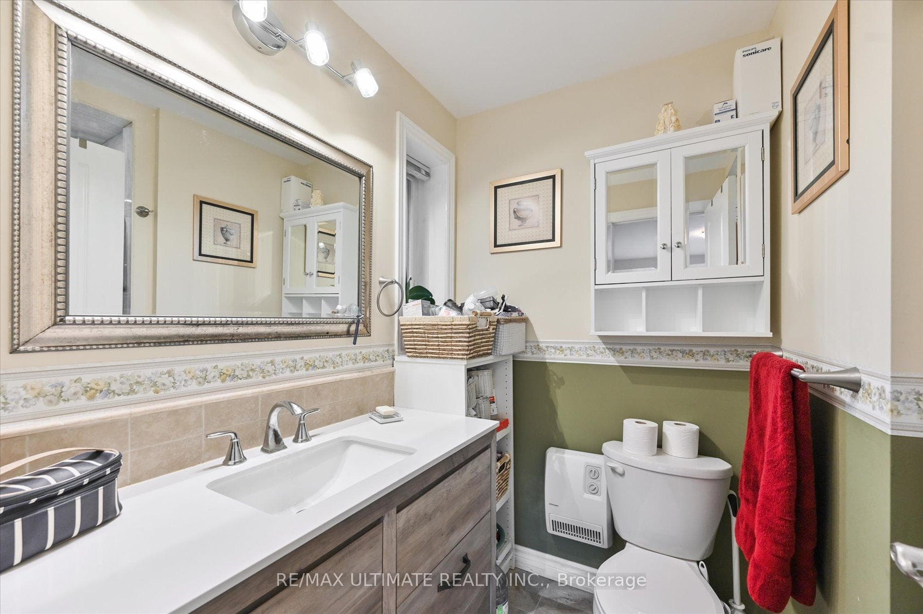 76 Hilldale Road photo 13