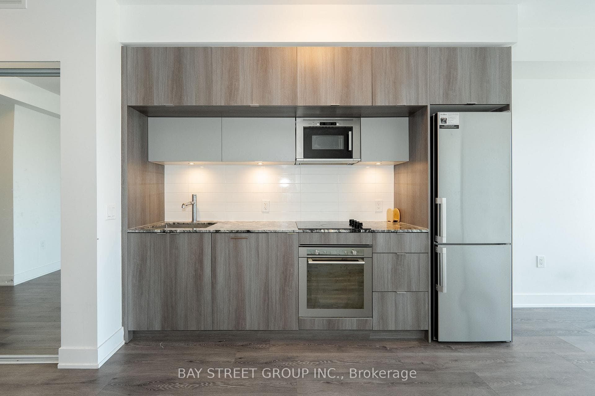 575 Bloor Street Unit 3310 photo 9