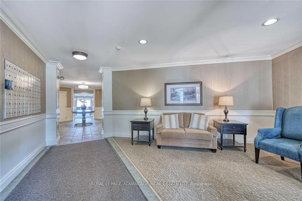 40 PEARL Street Unit 209 photo 3