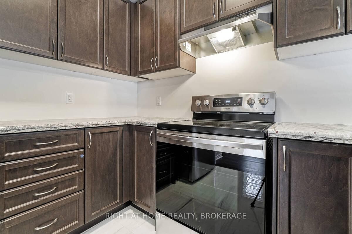 515 Garner Road Unit 15 photo 17