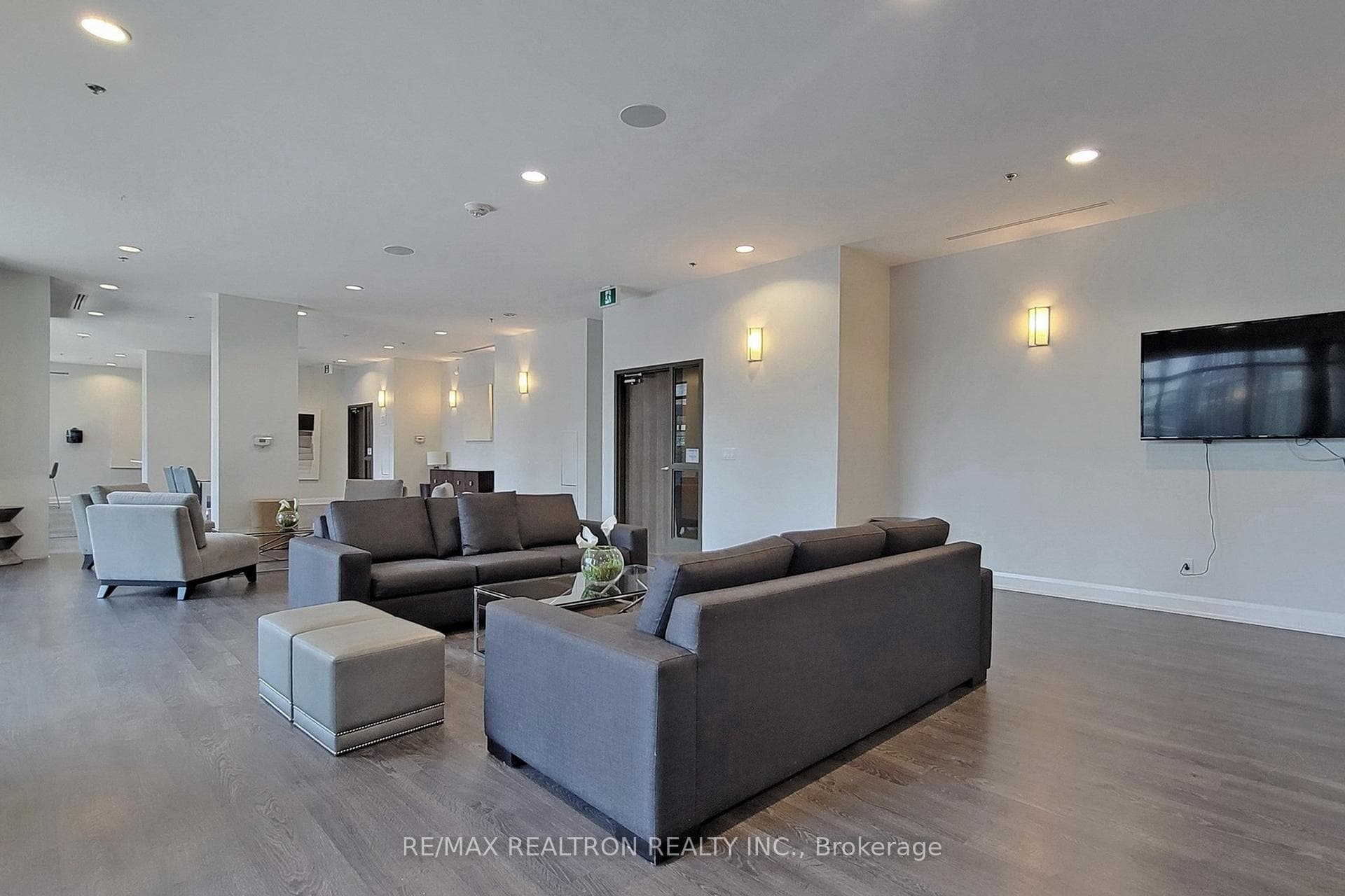 2900 Highway 7 Road Unit 3106 photo 35