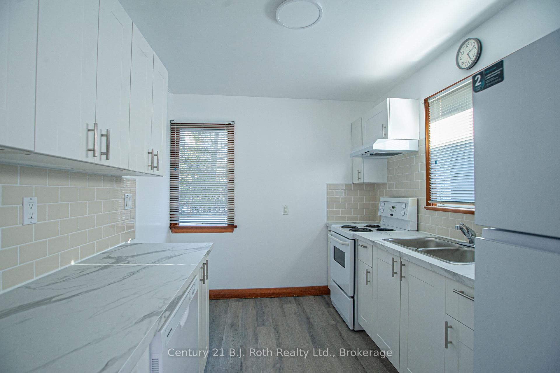 639 Yonge Street Unit Main photo 5