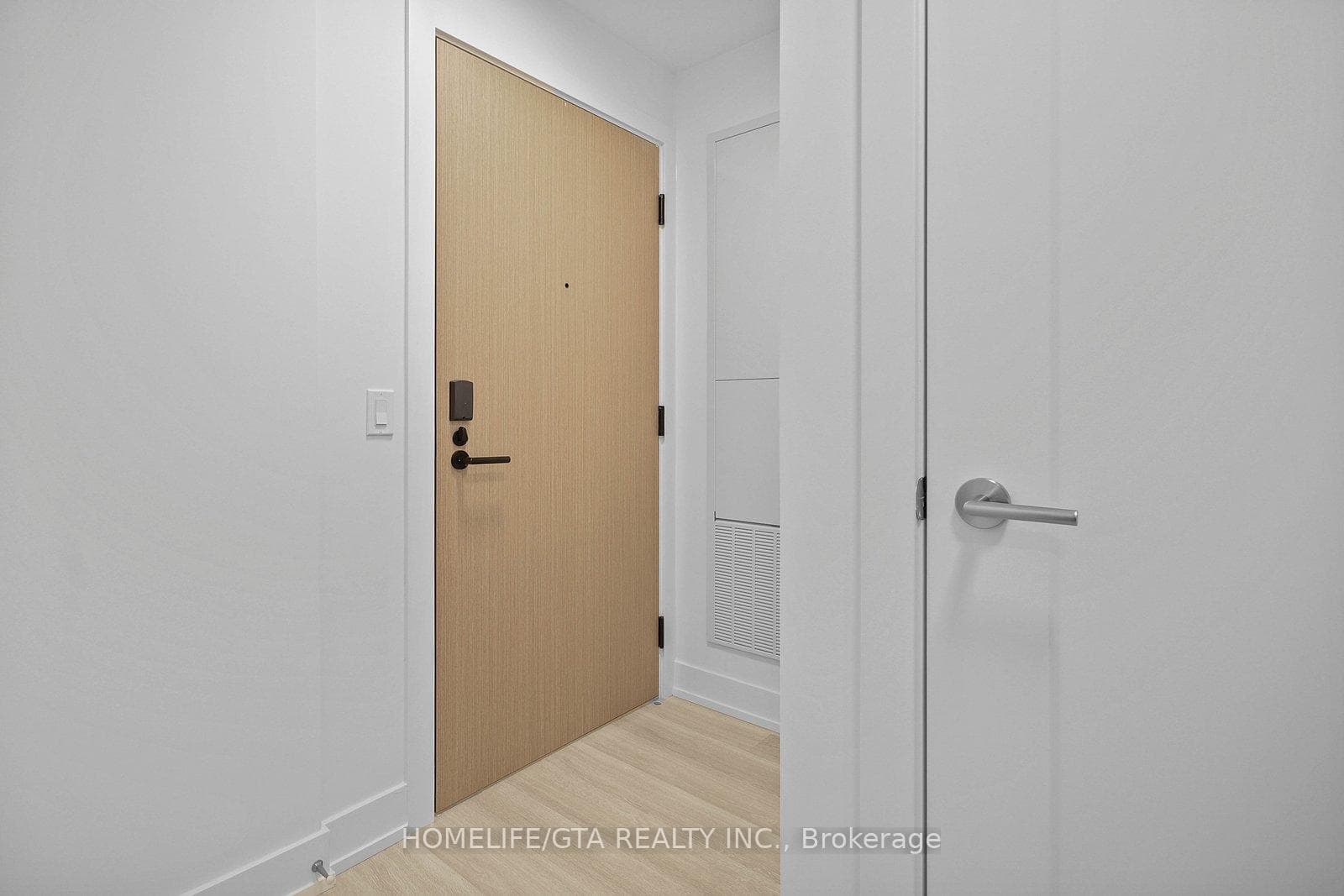 25 Cordova Avenue Unit 1113 photo 5