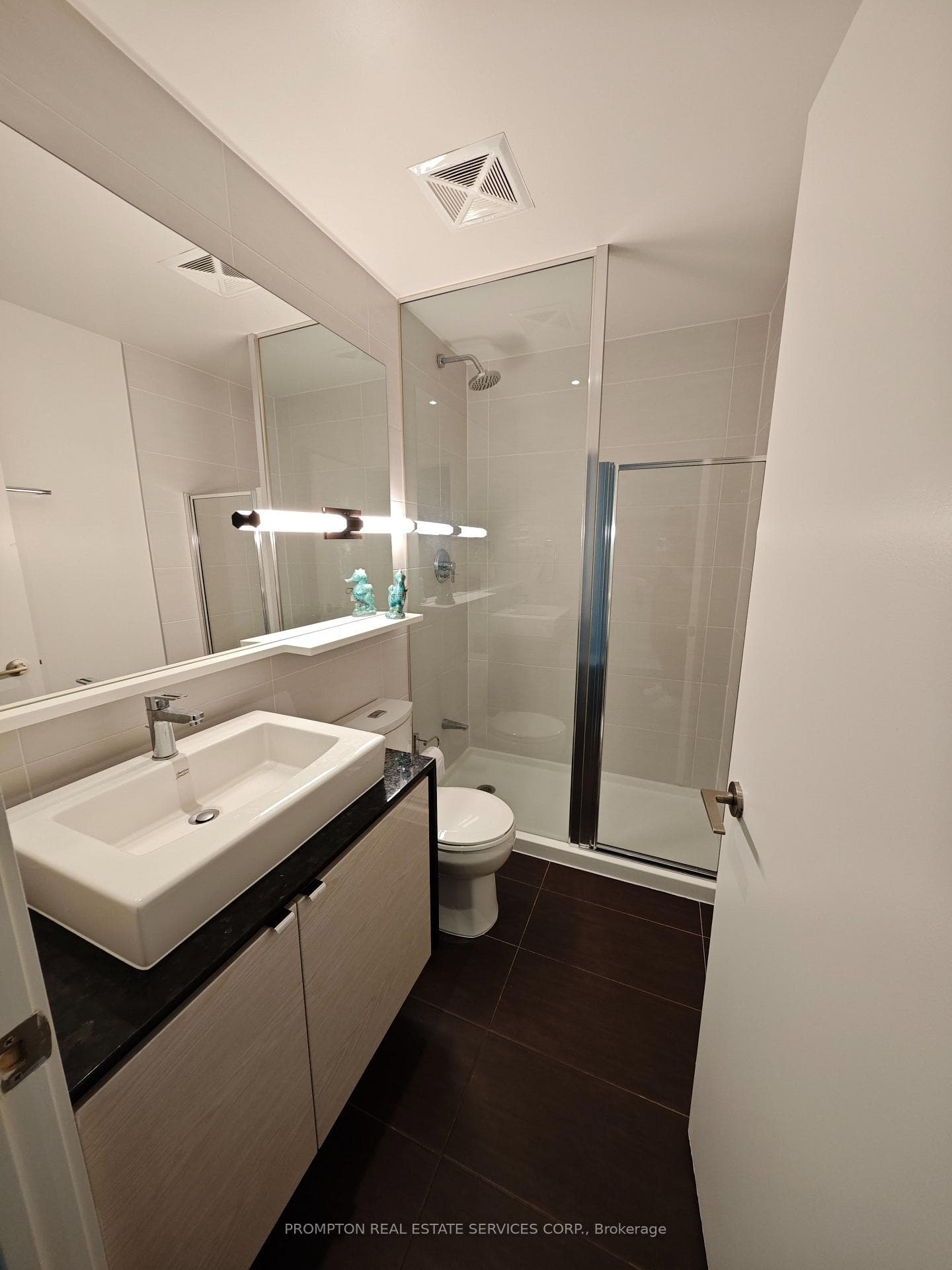 121 Mcmahon Drive Unit 3509 photo 16