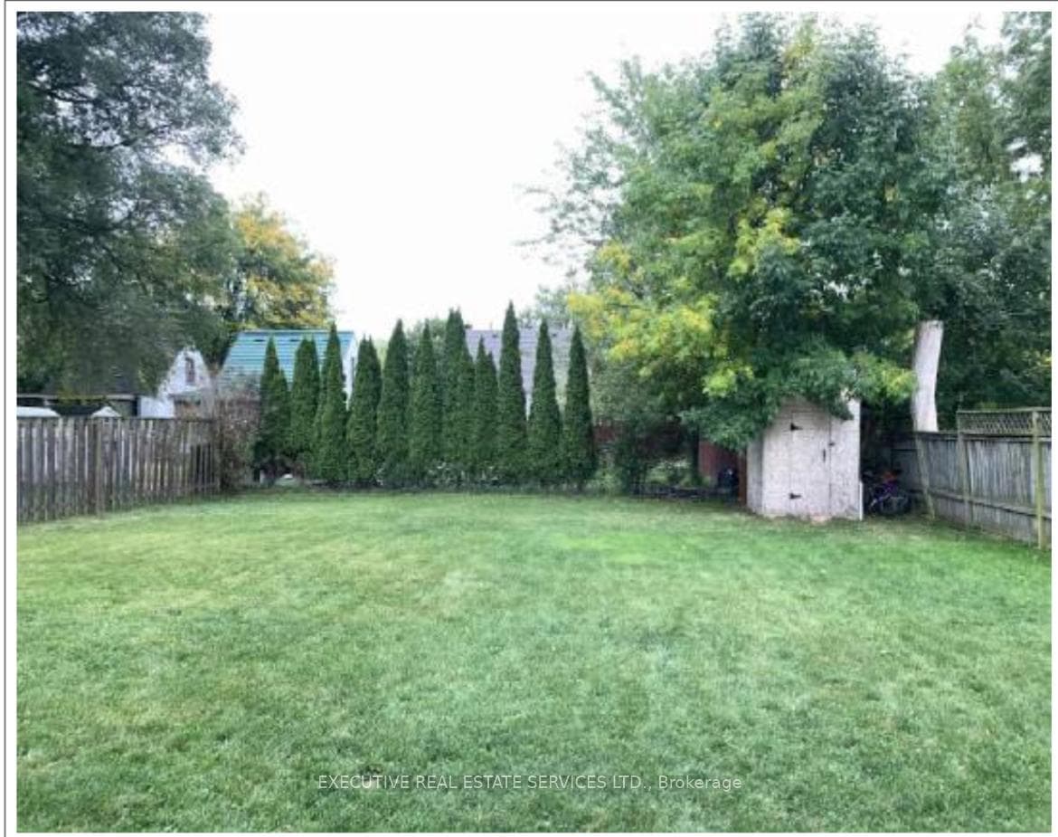 5460 ROYAL MANOR Drive photo 2