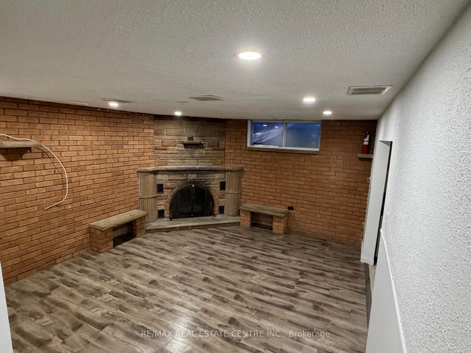 33 Prouse Drive photo 7