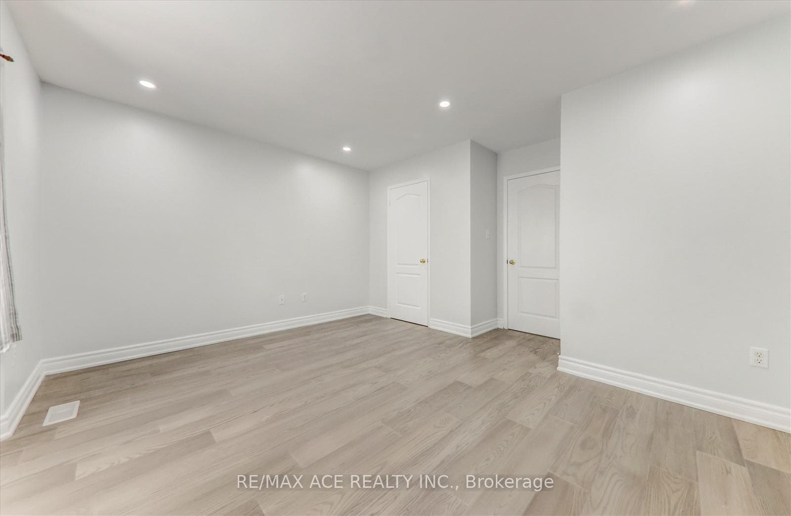 836 Fetchison Drive photo 28
