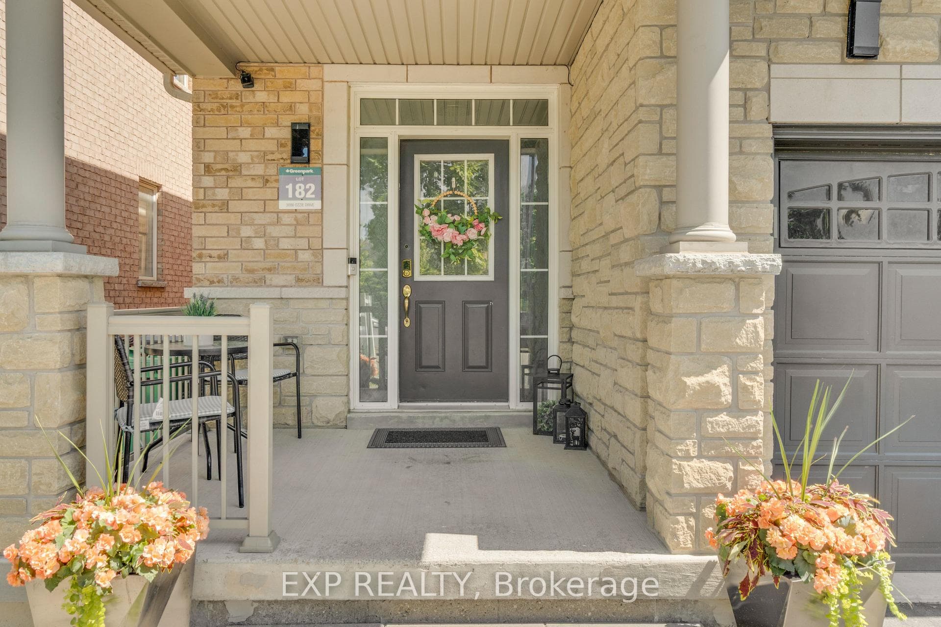 3086 Ozzie Drive photo 2