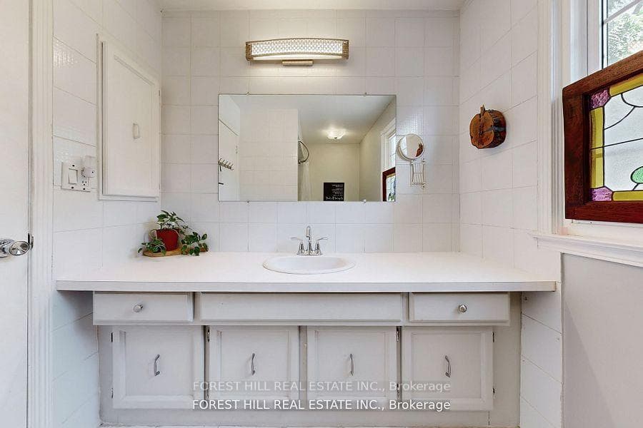 20 Thurgate Crescent photo 27