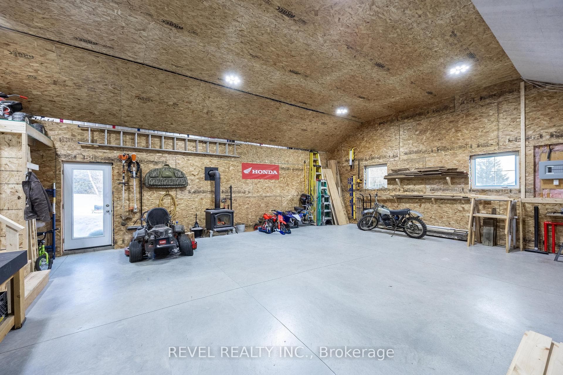1136 Marydale Park Road photo 37